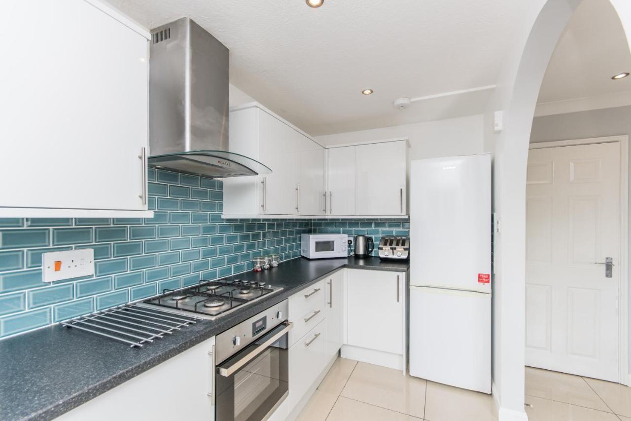 Town Or Country - Jessie Terrace House