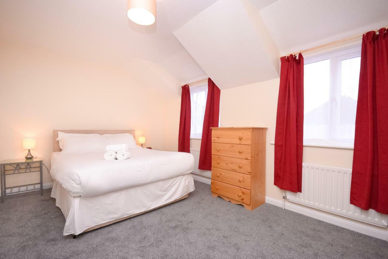 Town Or Country - Jessie Terrace House *